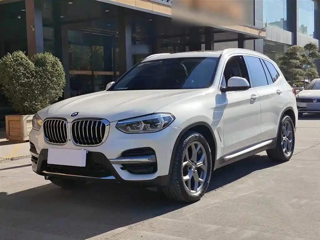 BMW BMW X3 — White
