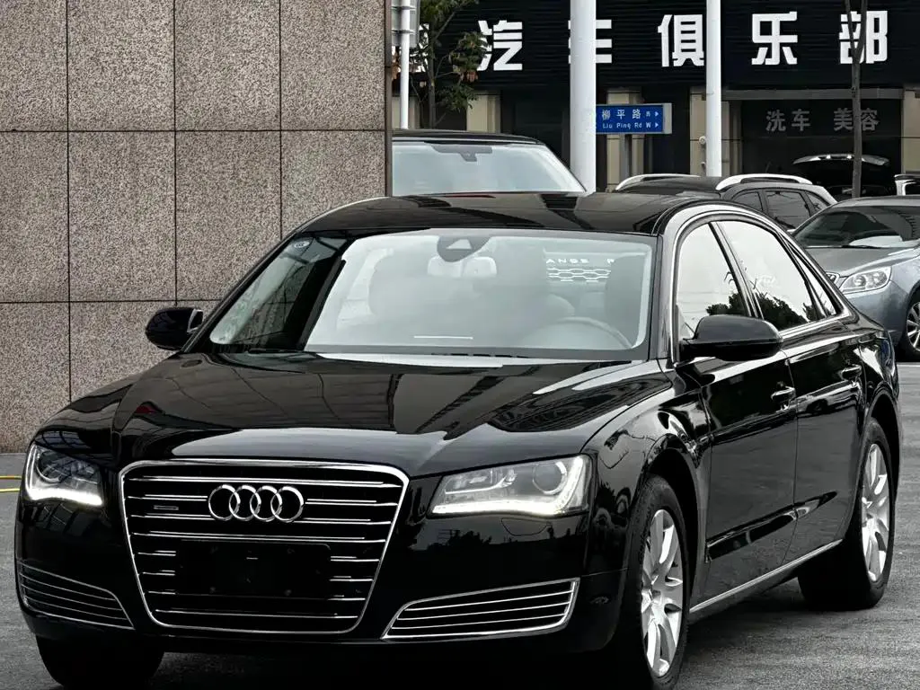 Audi A8 A8 2013 A8L 45 TFSI quattro Luxury Edition — Смотреть фото 3
