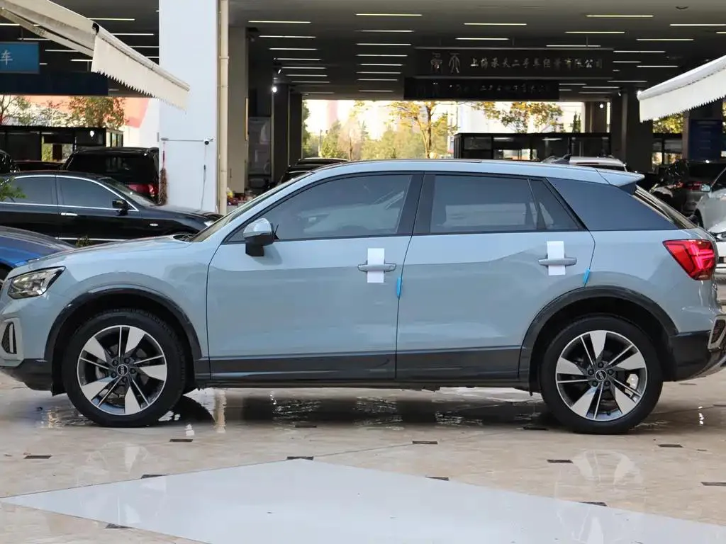 Audi Q2L Q2L 2022 35 TFSI Stylish and Elegant — Ver foto 4