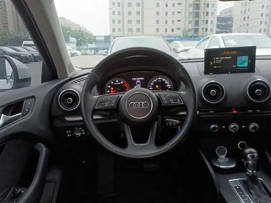 Audi A3 A3 2019 Limousine 35 TFSI Progressive National VI — Ver foto 3