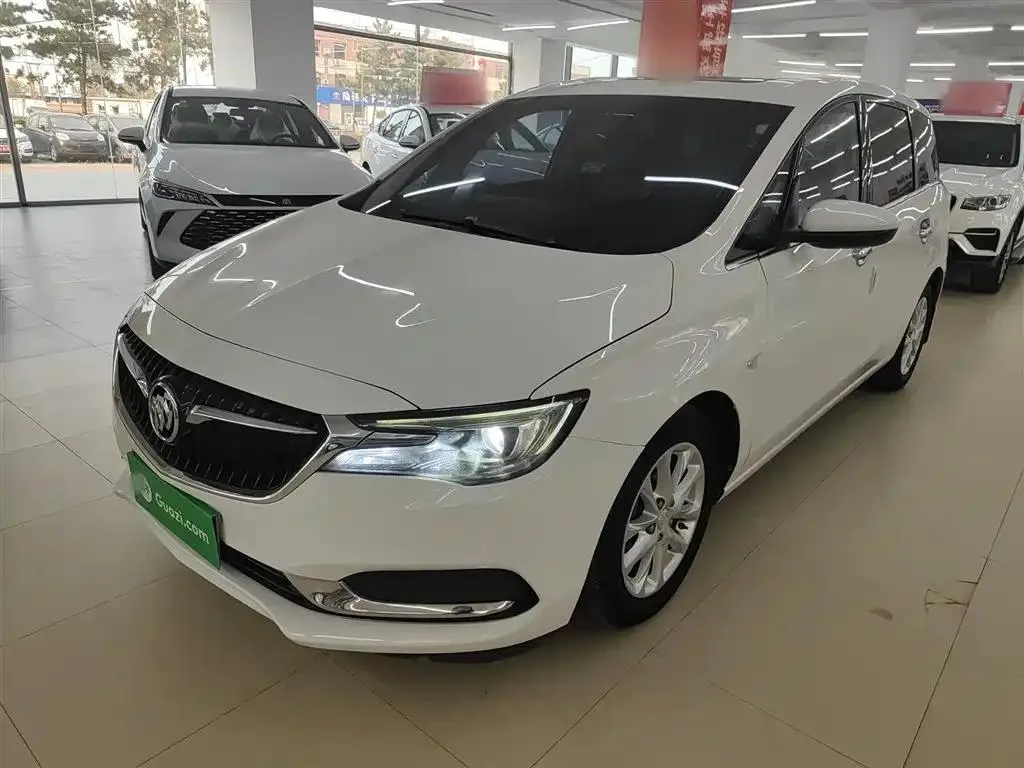 Buick GL6 GL6 2018 18T 6-seater Elite — photo 1