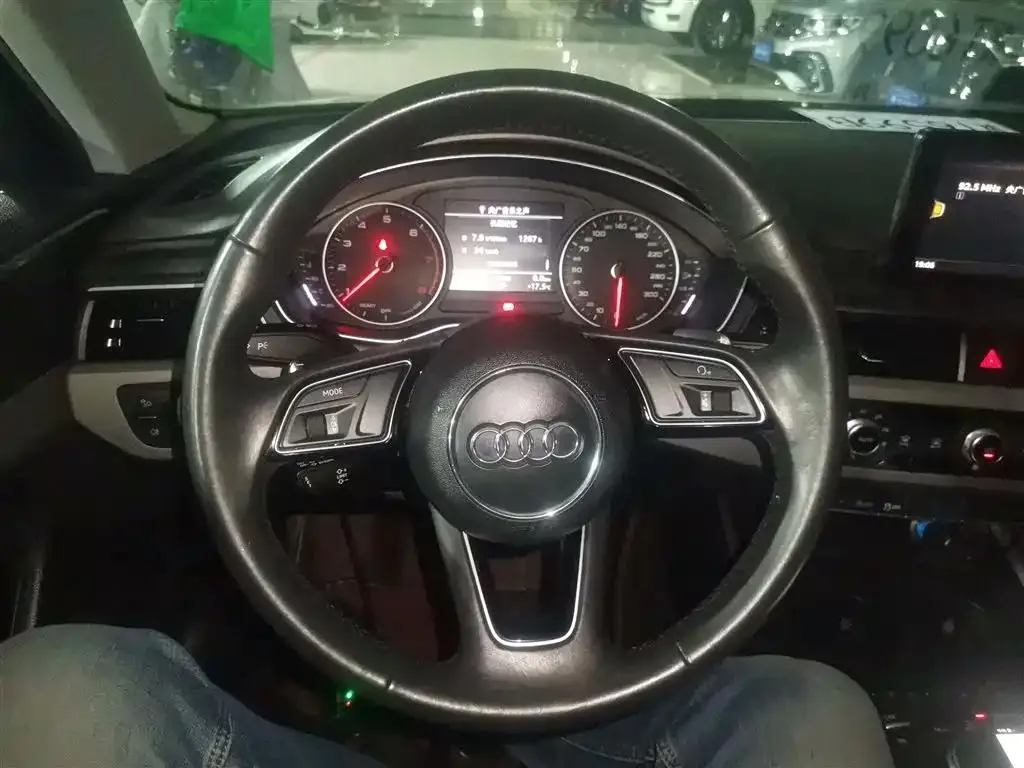 Audi A4L A4L 2017 Plus 40 TFSI Progressive Edition — View photo 3