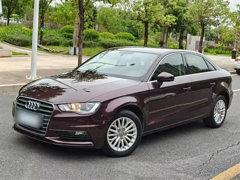 Audi A3 A3 2014 Limousine 35 TFSI Automatic Progressive — photo 1