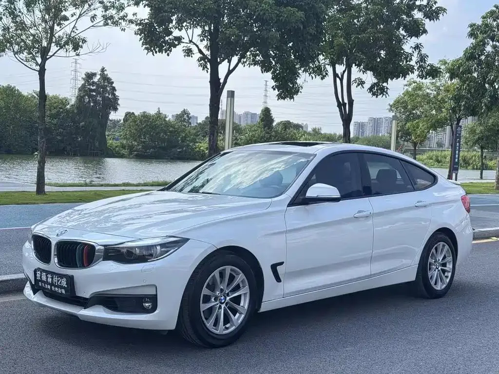 BMW 3 Series 3 Series GT 2017 320i Fashion Edition — photo 1