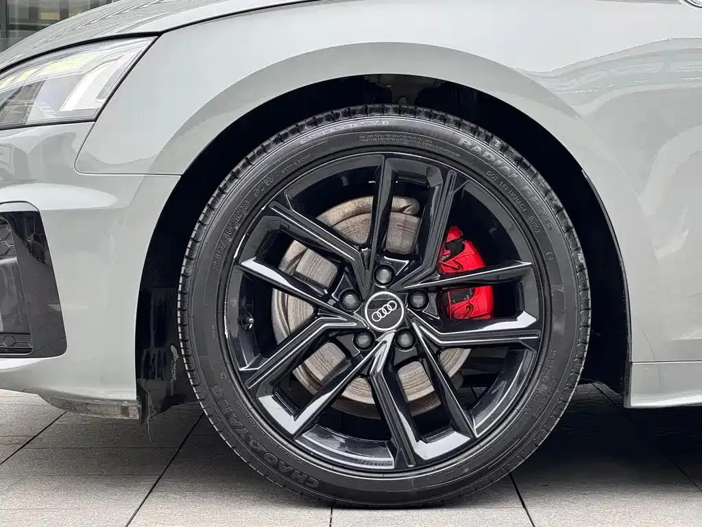 Audi A5 A5 (Imported) 2021 Coupe 40 TFSI Fashion Dynamic Edition — Voir la photo 5
