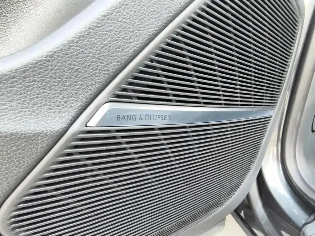Audi Q8 Q8 2019 55 TFSI Luxury Dynamic Edition — عرض الصورة 5
