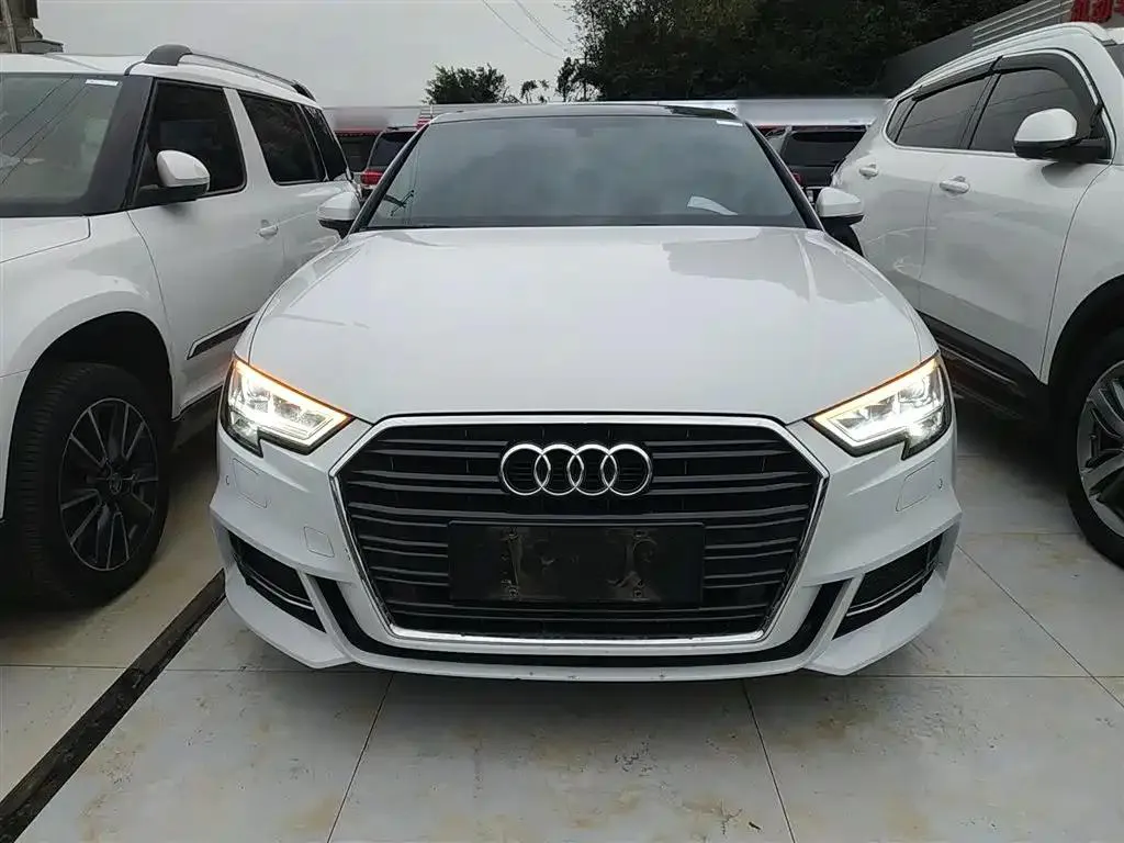Audi A3 A3 2019 Limousine 35 TFSI Fashion National VI — Ver foto 3