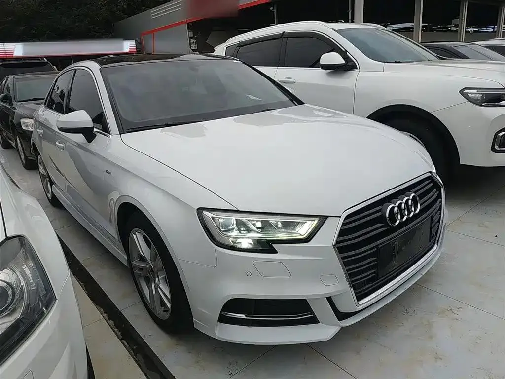 Audi A3 A3 2019 Limousine 35 TFSI Fashion National VI — Ver foto 4