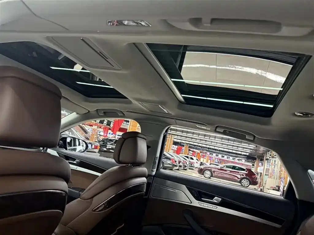 Audi A8 A8 2014 A8L 45 TFSI quattro Luxury Edition — عرض الصورة 2