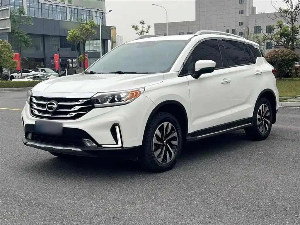 GAC Trumpchi Trumpchi Trumpchi GS4 2018 235T Automatic 2WD Elite Million Anniversary Edition — photo 1