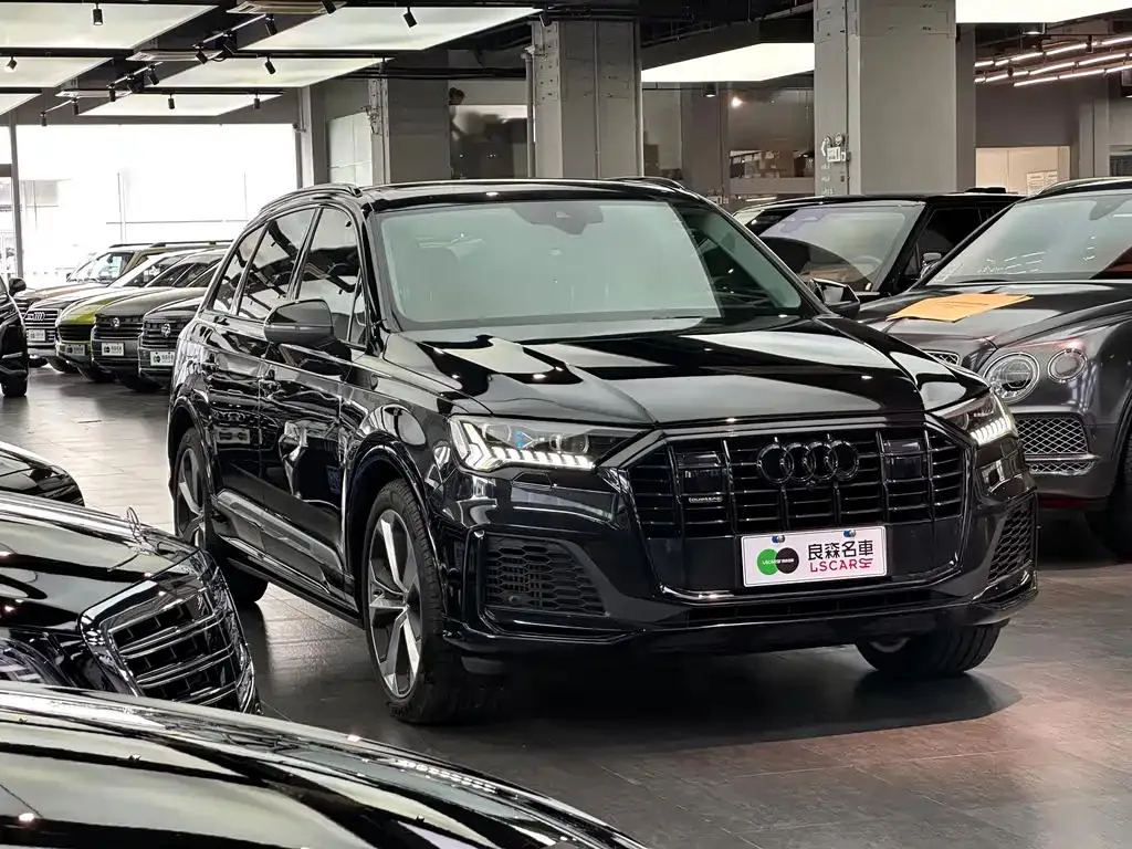 Audi Q7 Q7 2021 55 TFSI quattro S line Premium Edition — Ver foto 3