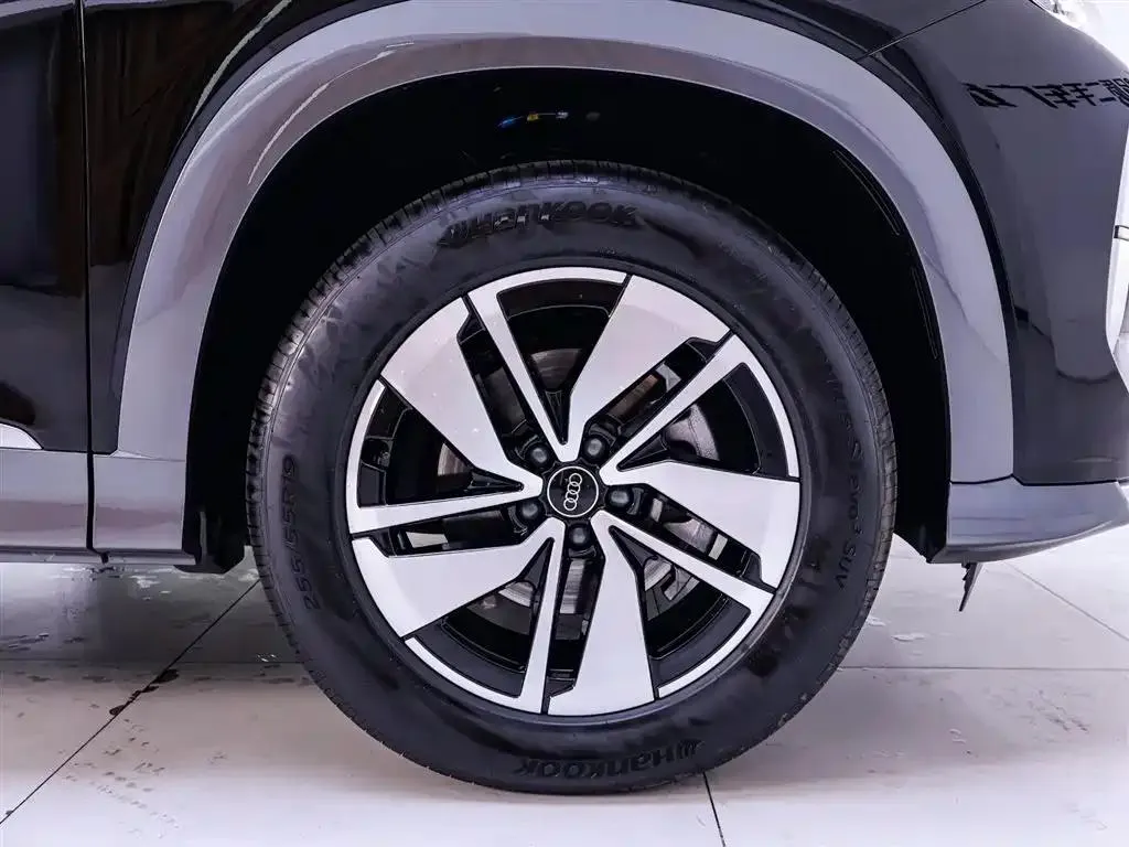 Audi Q6 Q6 2024 40 TFSI quattro Guanyun Style Yulin Package 7 Seats — Ver foto 6