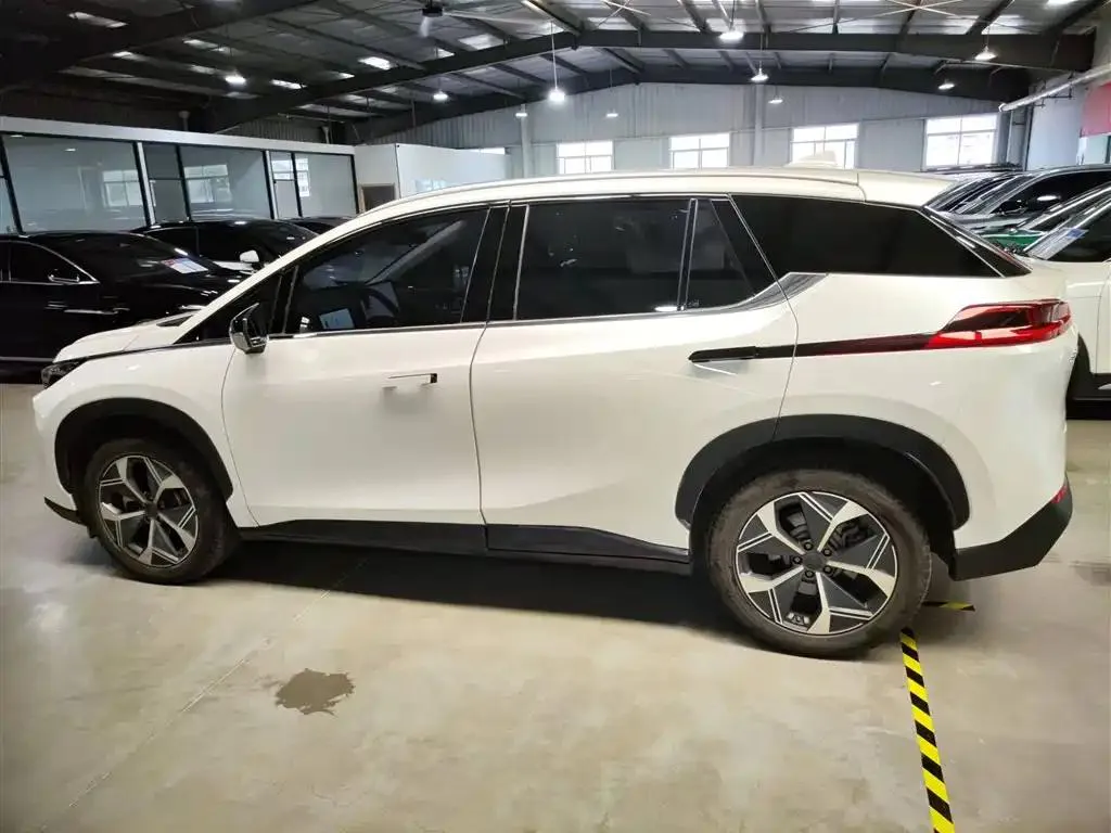Aion AION V V 2023 Plus 70 Super Fast Charging Edition Ternary Lithium — Voir la photo 5