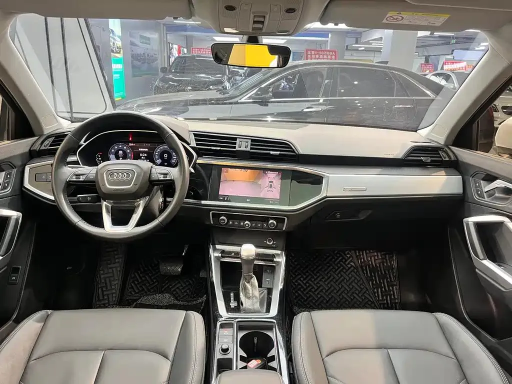 Audi Q3 Q3 2021 35 TFSI Stylish and Elegant — View photo 5