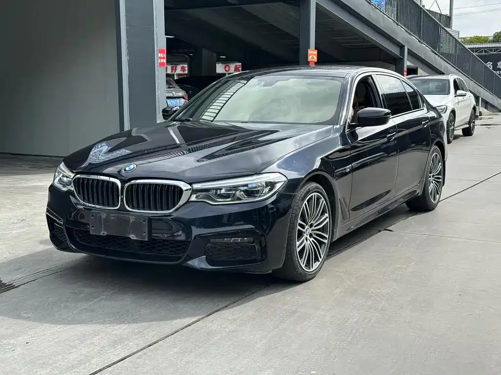 BMW BMW 5 Series — Negro