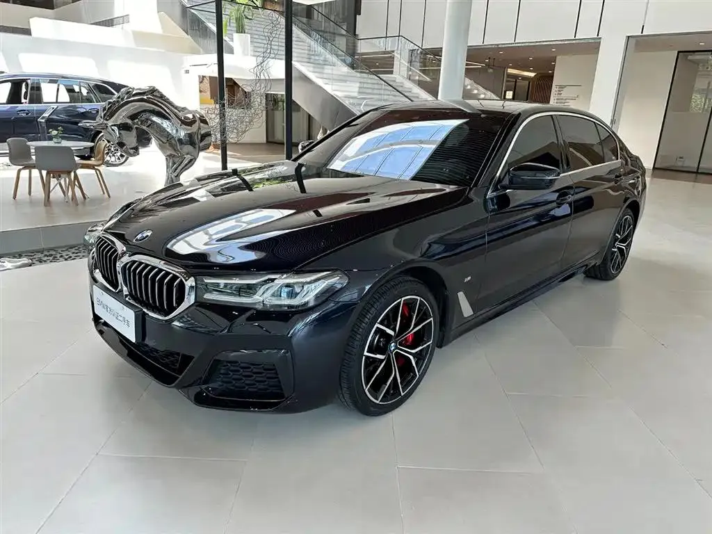 BMW 5 Series 5 Series 2022 Model 2 530Li Exclusive M Sport Package — photo 1