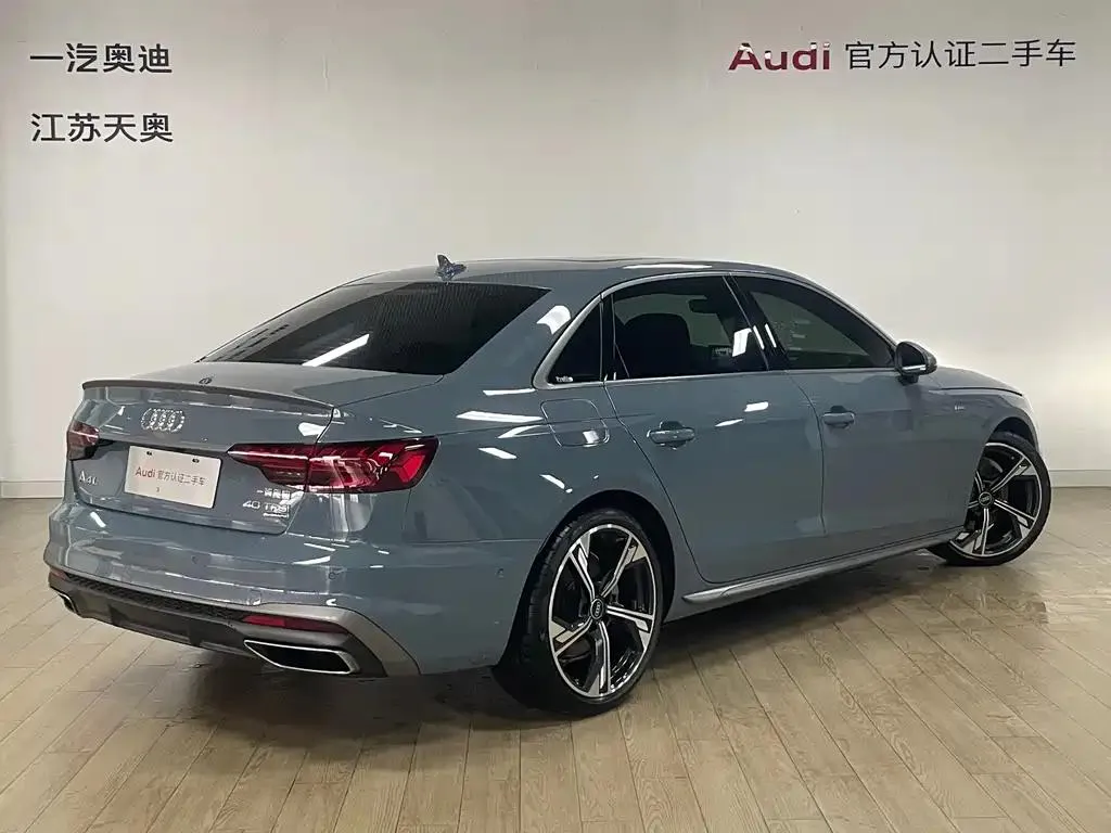 Audi A4L A4L 2022 40 TFSI quattro RS Kit Speed Type — عرض الصورة 4