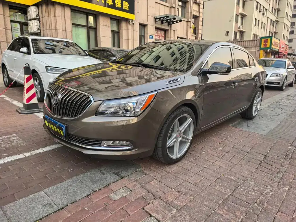 Buick LaCrosse LaCrosse 2013 2.4L SIDI Luxury Comfort Edition — photo 1