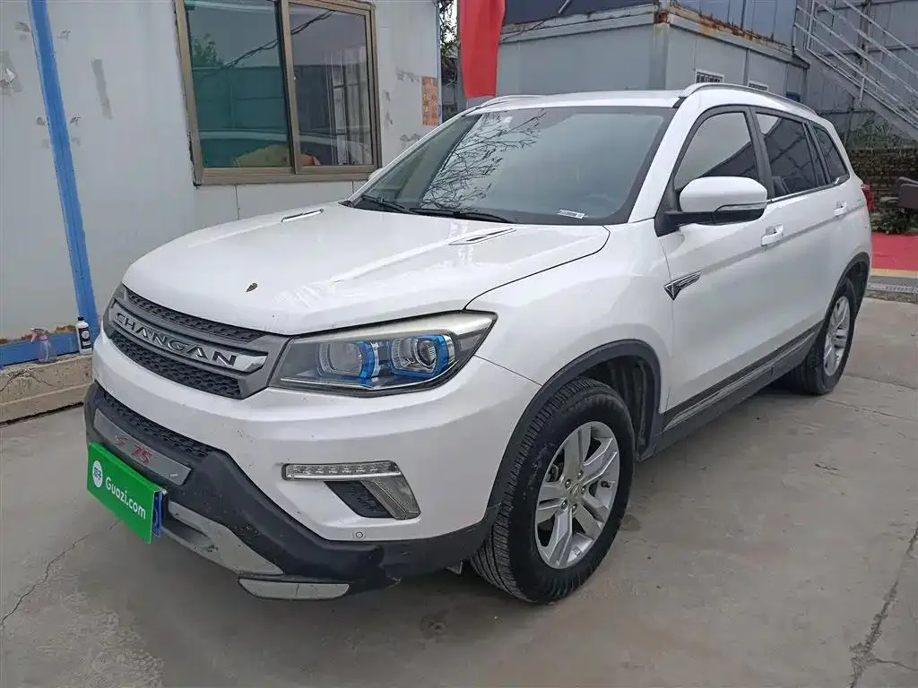 Changan CS75 CS75 2017 Scirocco Edition 1.5T Manual Front Enjoyment — photo 1