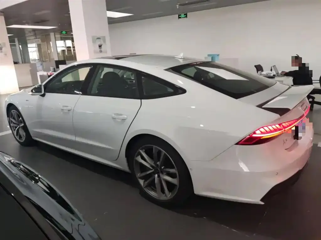 Audi A7 A7 2023 45 TFSI Premium Edition — عرض الصورة 5