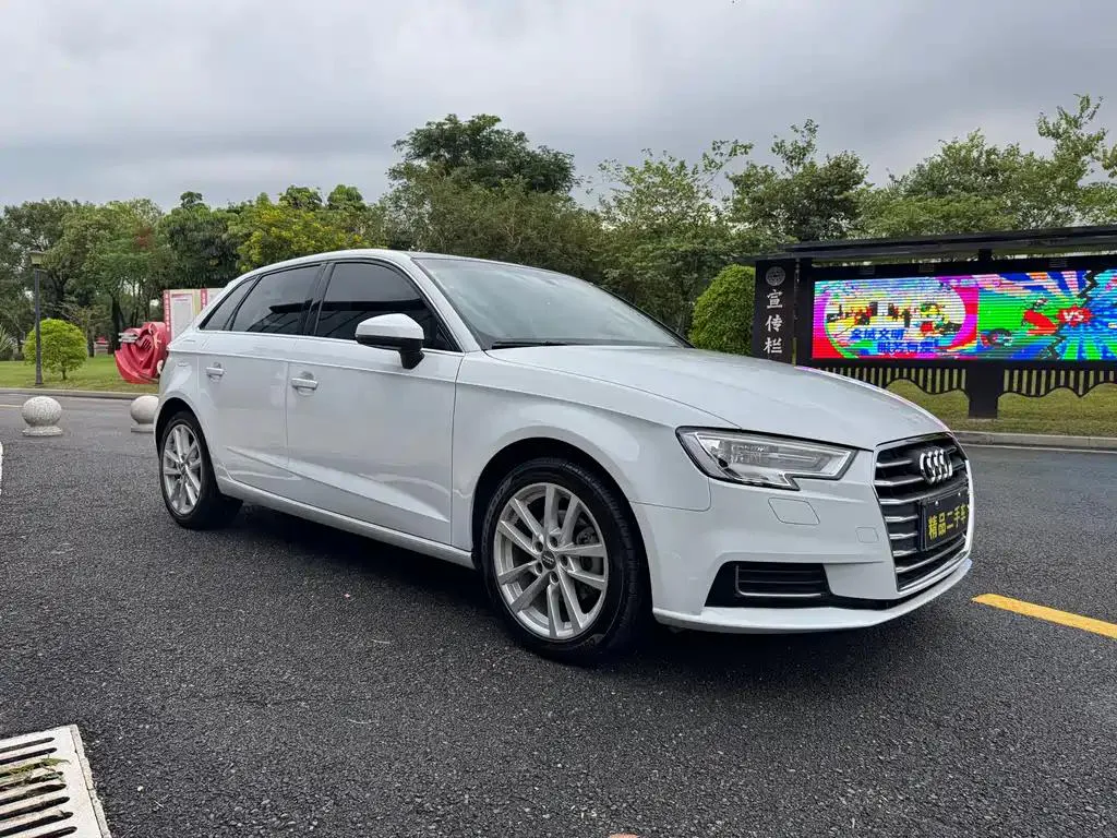Audi A3 A3 2020 Sportback 35 TFSI Progressive National VI — View photo 3