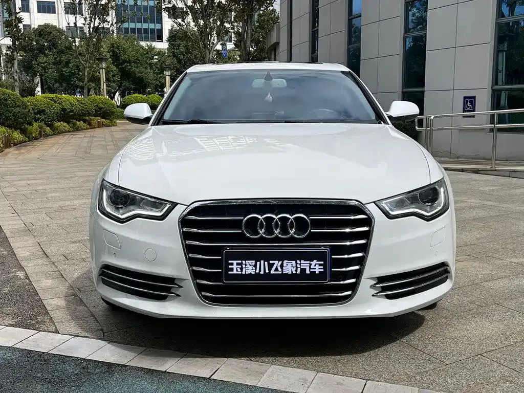 Audi A6L A6L 2014 30 FSI Comfort Edition — Смотреть фото 2
