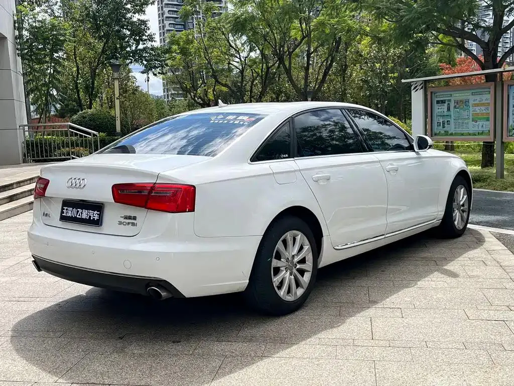 Audi A6L A6L 2014 30 FSI Comfort Edition — Смотреть фото 6