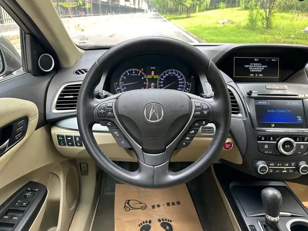 Acura RDX RDX (Imported) 2016 3.0L 4WD Premium Edition — عرض الصورة 6