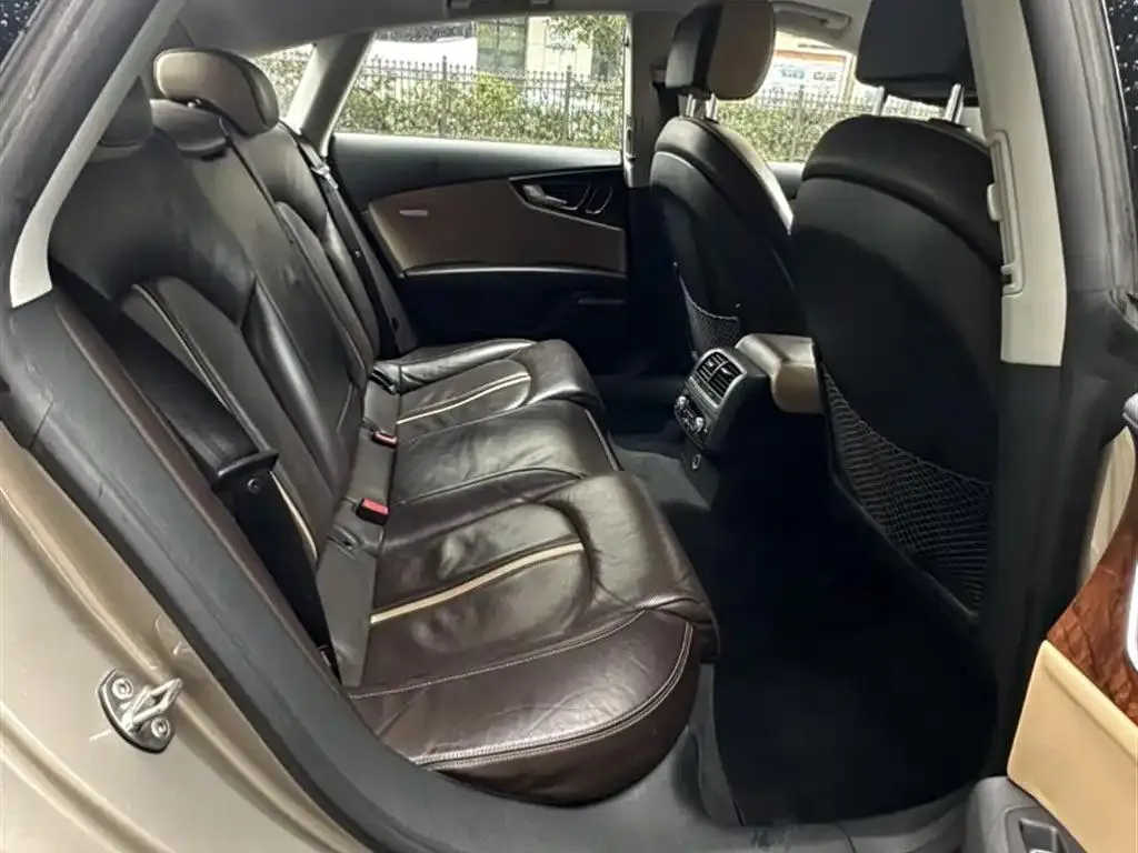 Audi A7 A7 2014 50 TFSI quattro Luxury — عرض الصورة 2