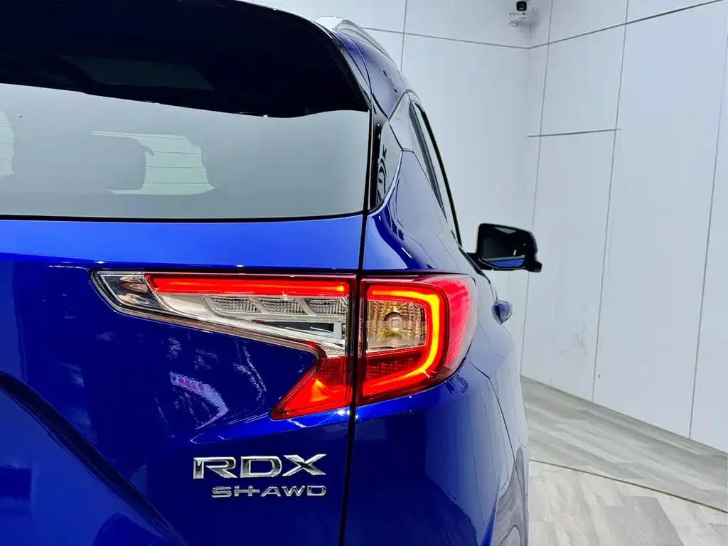 Acura RDX RDX 2019 2.0T Diamond Charm Edition SH-AWD National VI — View photo 4