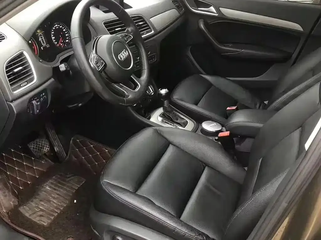 Audi Q3 Q3 2015 35 TFSI Millionth Anniversary Comfort Edition — عرض الصورة 4