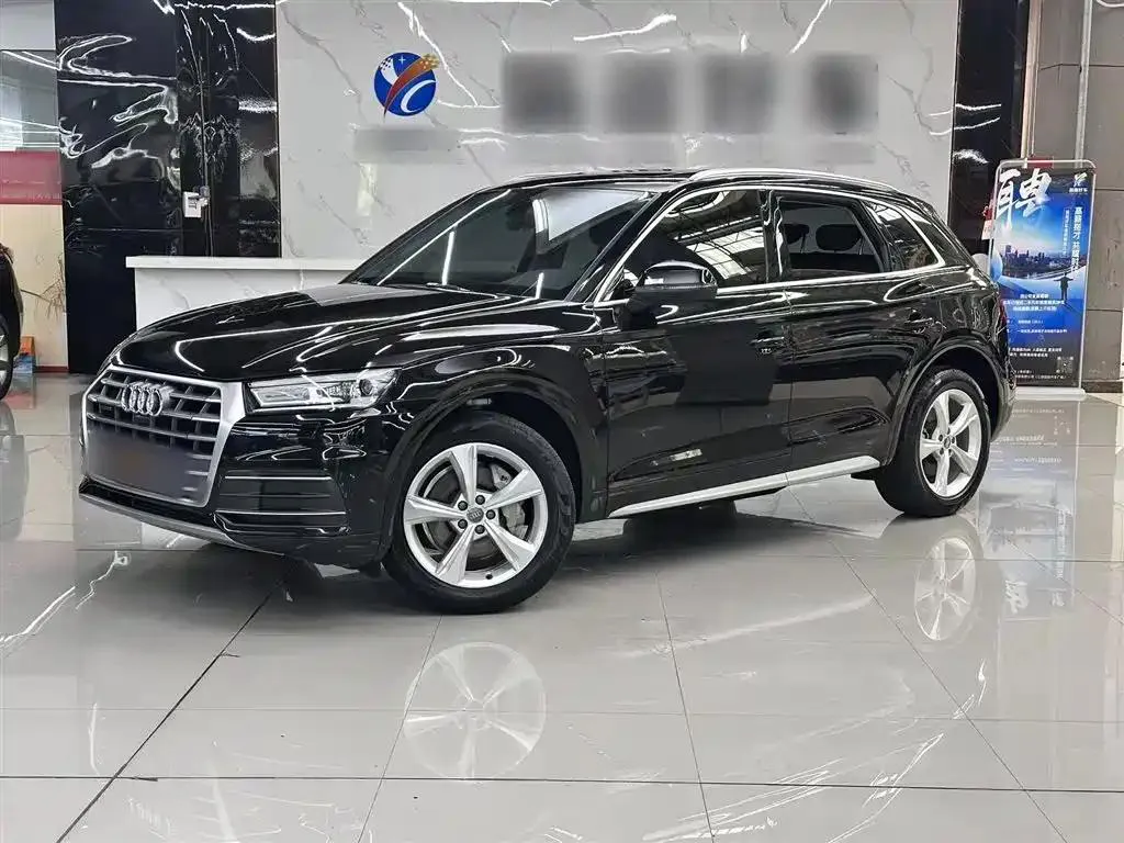 Audi Q5L Q5L 2020 facelift 40 TFSI Rongxiang Progressive Edition — photo 1