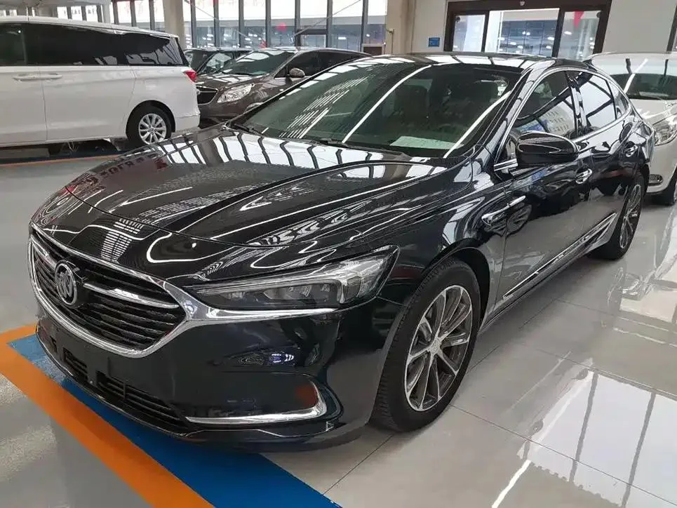 Buick Buick LaCrosse — Black