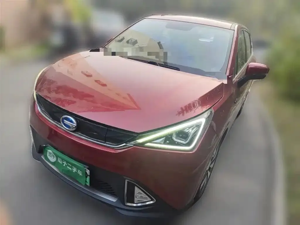 Aion Aion Trumpchi GE3 — Red