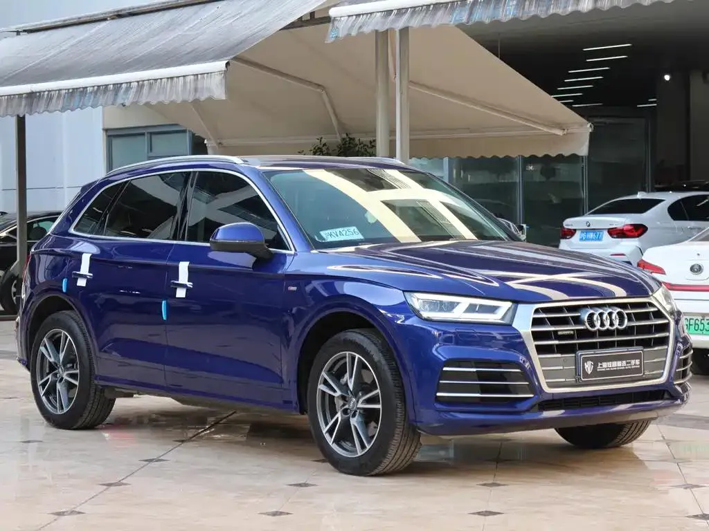 Audi Q5L Q5L 2018 45 TFSI Exclusive Fashion National V — عرض الصورة 3