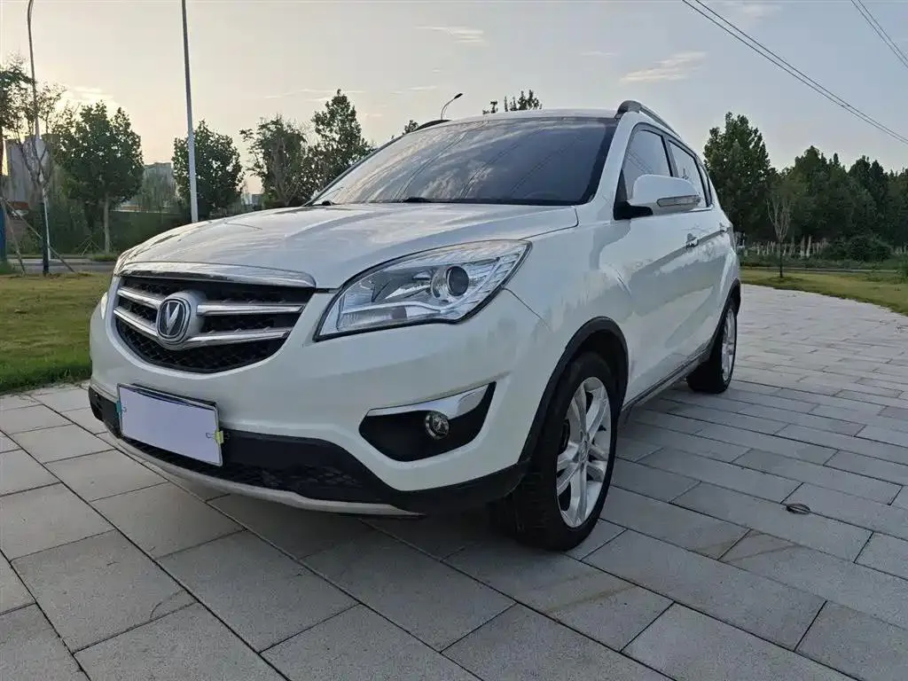 Changan CS35 CS35 2015 1.6L Automatic Luxury Edition National IV — photo 1