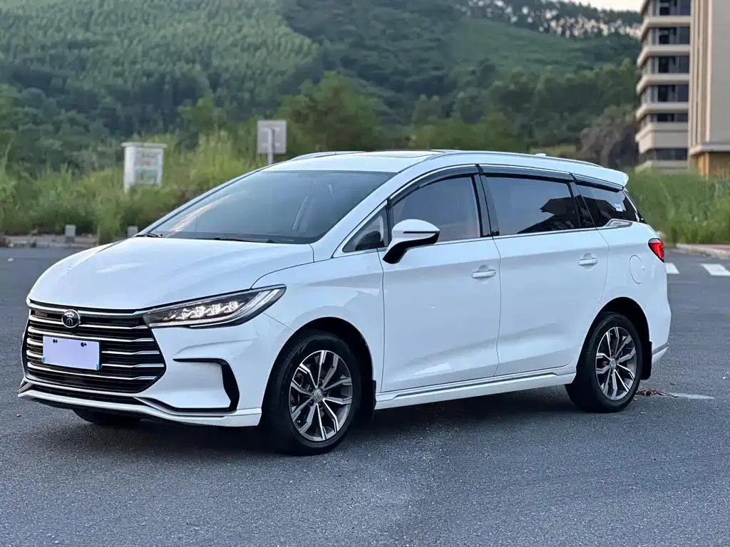 BYD Song MAX Song MAX 2021 upgraded version 1.5T automatic luxury 7-seater — photo 1