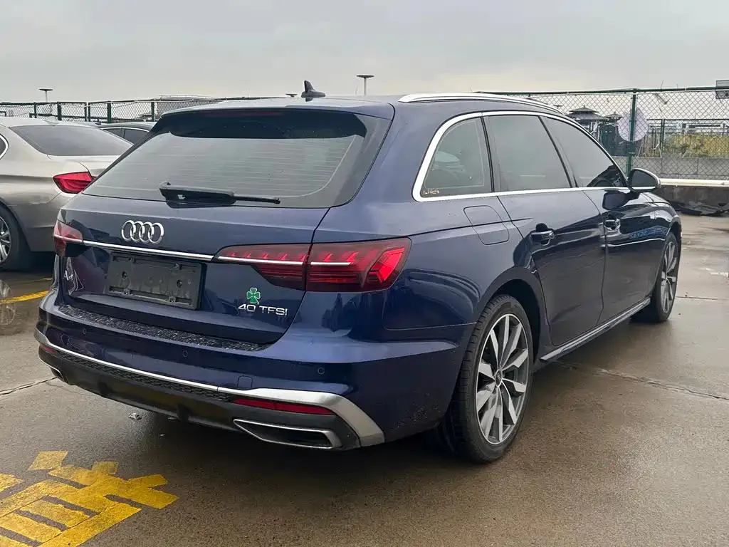 Audi A4 A4 (Imported) 2021 Avant Avant 40 TFSI Luxury Dynamic Edition — View photo 6