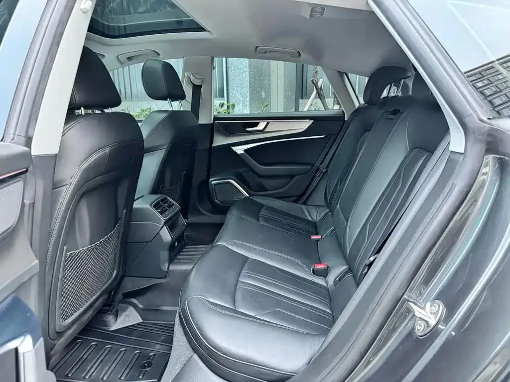 Audi A7 A7 2021 45 TFSI Exclusive Edition — Voir la photo 3