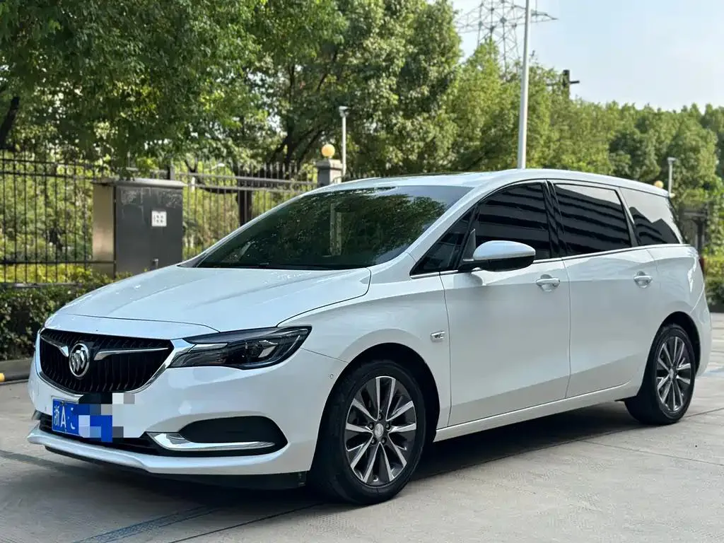 Buick GL6 GL6 2018 18T 6-seat Premium Edition — photo 1