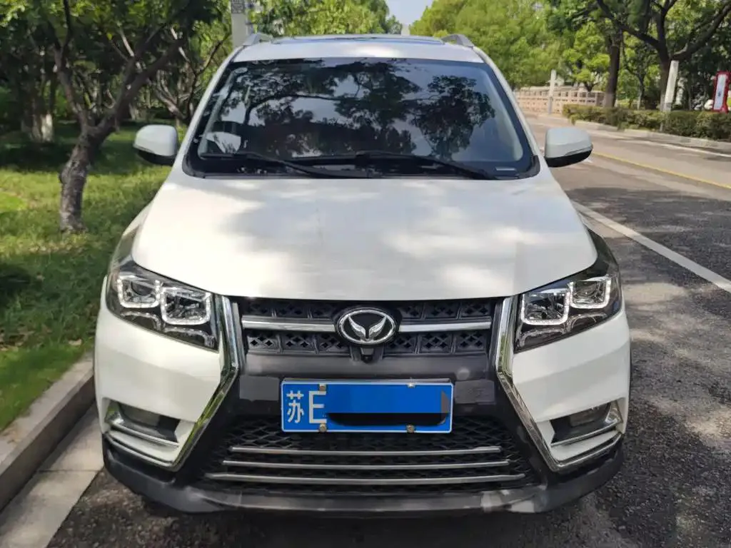 BAIC BAIC Huansu S3 — Branco