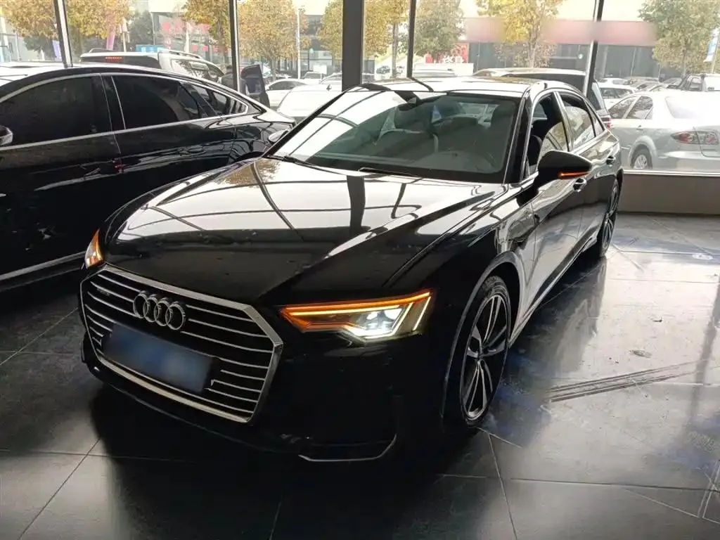 Audi A6L A6L 2019 45 TFSI Selected Dynamic Edition — Voir la photo 2