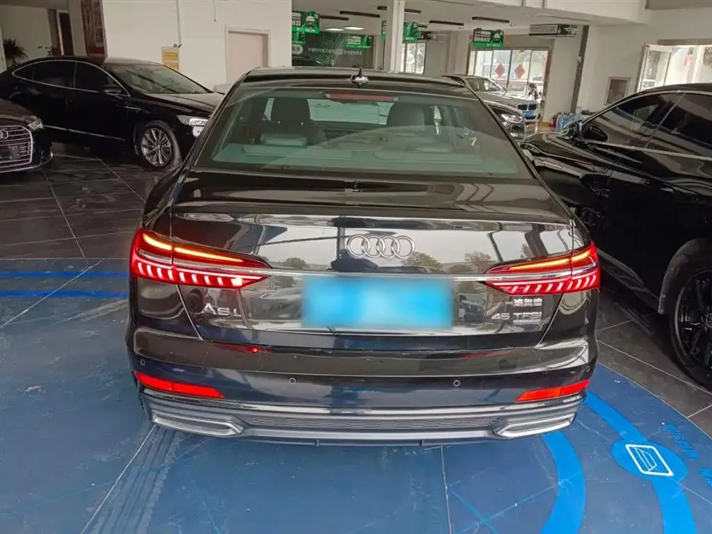 Audi A6L A6L 2019 45 TFSI Selected Dynamic Edition — Voir la photo 6