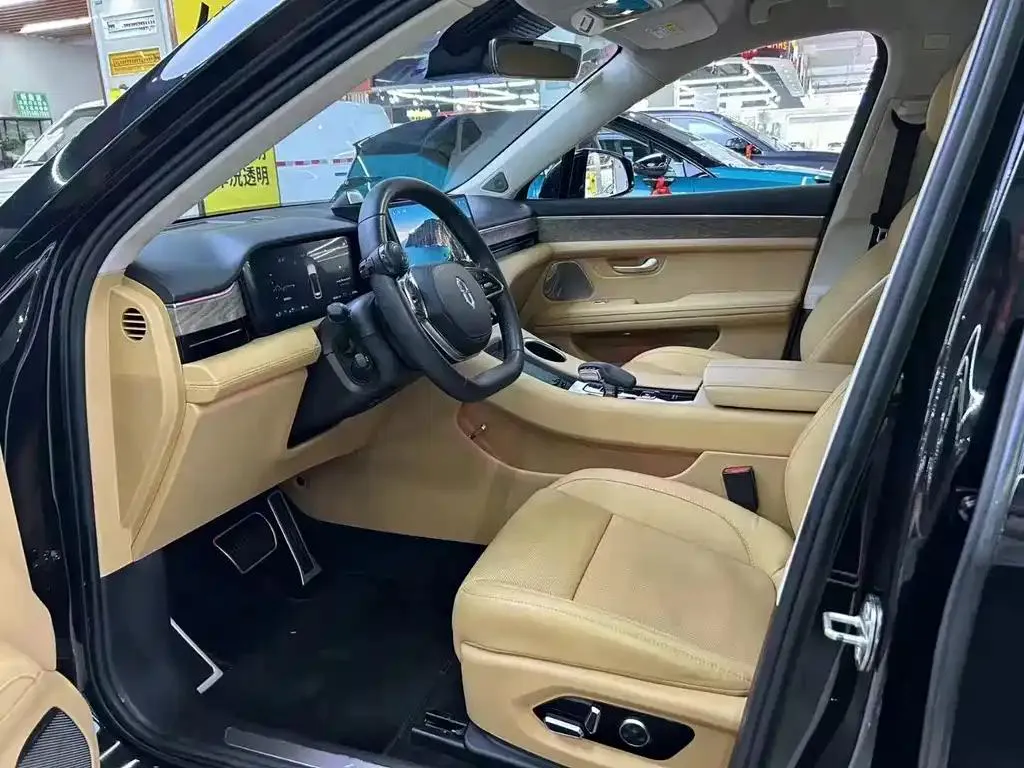 AITO M5 M5 2022 Extended Range 4WD Ultimate Edition — Voir la photo 5