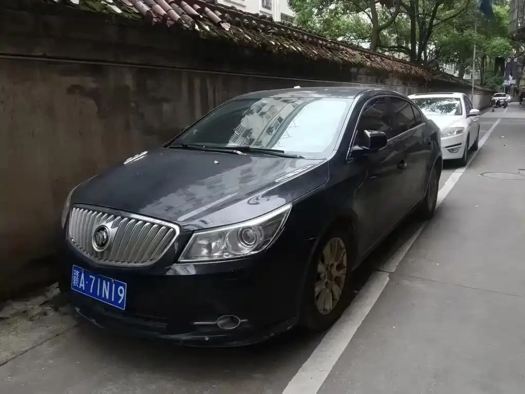 Buick LaCrosse LaCrosse 2012 2.4L SIDI Tag Heuer Edition — photo 1