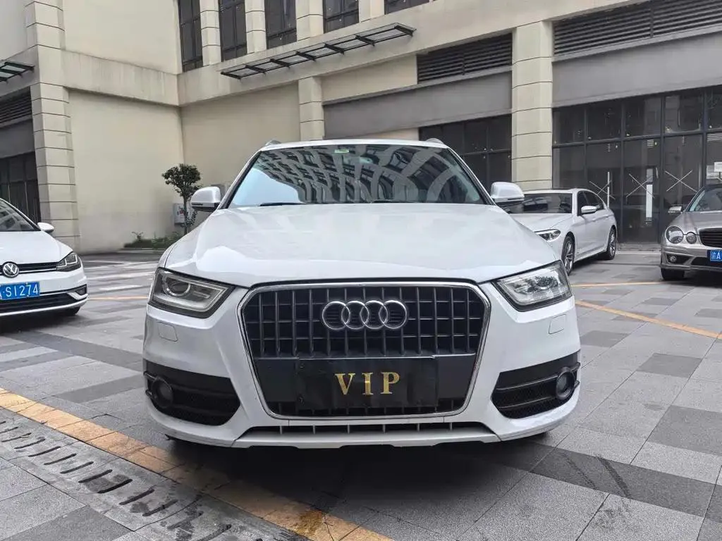 Audi Q3 Q3 2015 35 TFSI Comfort Edition — Смотреть фото 4
