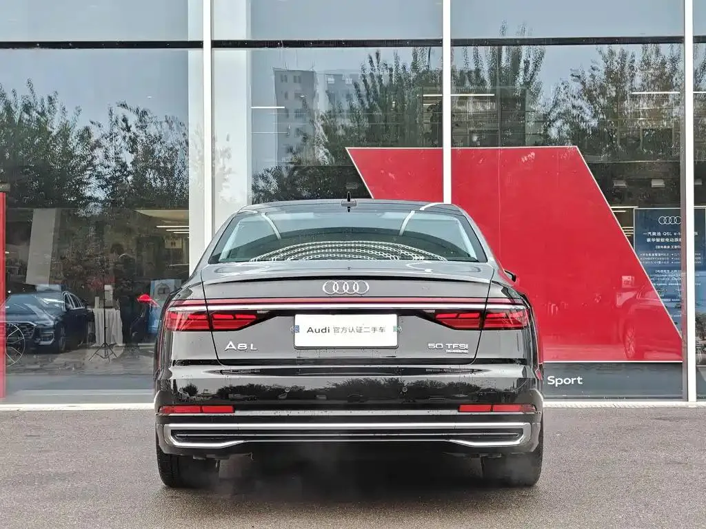 Audi A8 A8 2024 A8L 50 TFSI quattro Premium Edition — عرض الصورة 4
