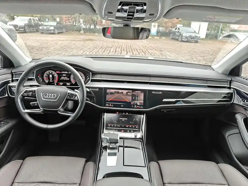 Audi A8 A8 2024 A8L 50 TFSI quattro Premium Edition — عرض الصورة 6