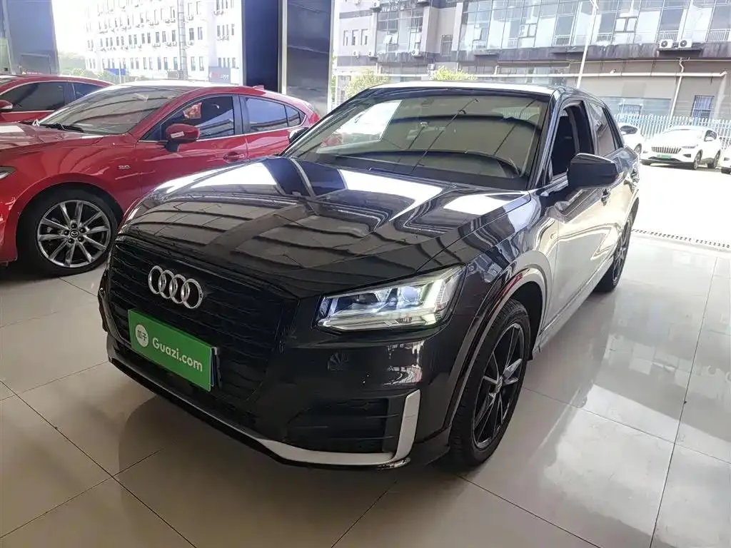 Audi Q2L Q2L 2018 35 TFSI Launch Exclusive Edition National V — Voir la photo 2