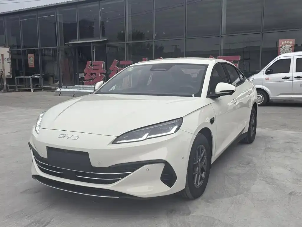 BYD BYD Seal 06 — Белый
